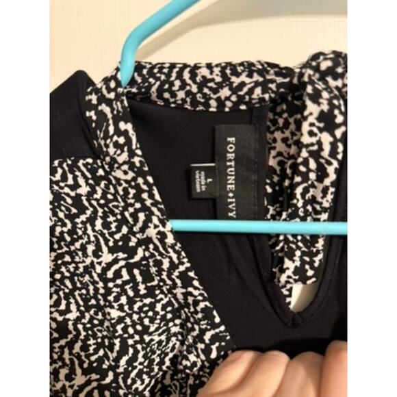 FORTUNE + IVY Dani Mixed Material Blouse - Women's Size Large - Picture 9 of 9